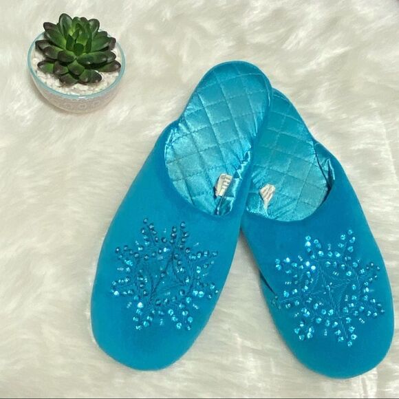Old Navy Women House Slippers Embroidered Beaded Velvet Teal Blue - Size L 9/10 - Picture 1 of 5